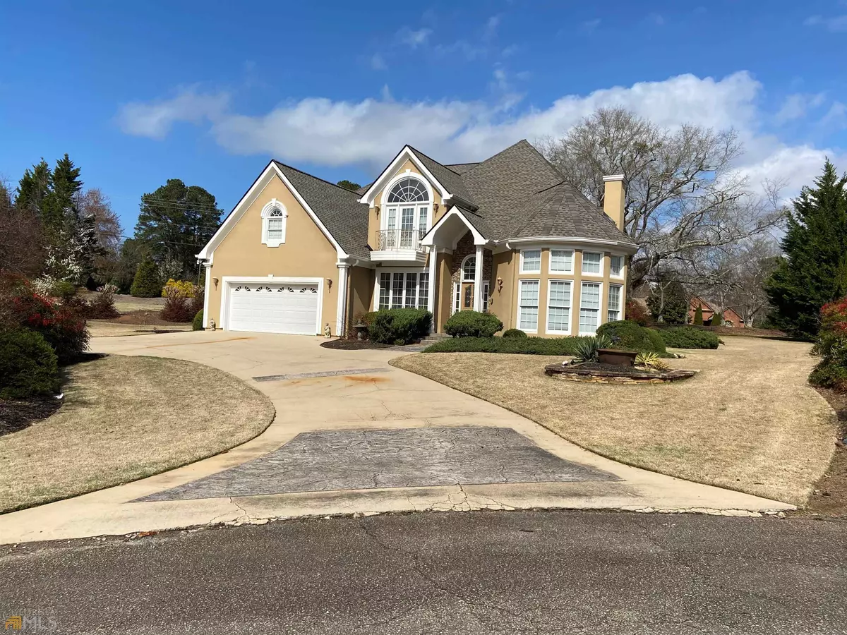 Flowery Branch, GA 30542,6515 Secret Cove Court