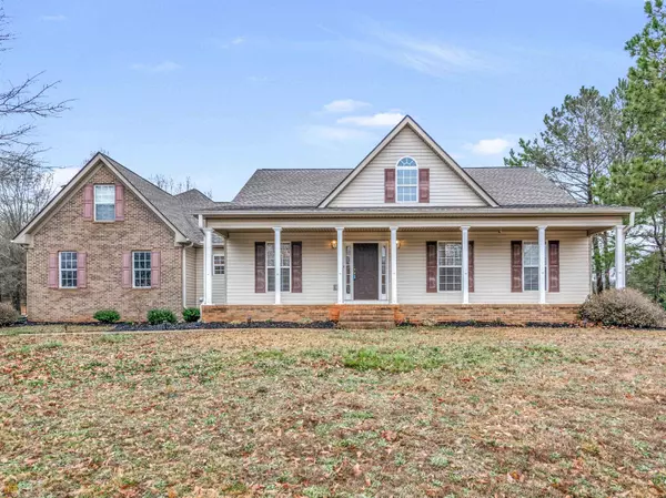 700 Clover Leaf CT, Locust Grove, GA 30248