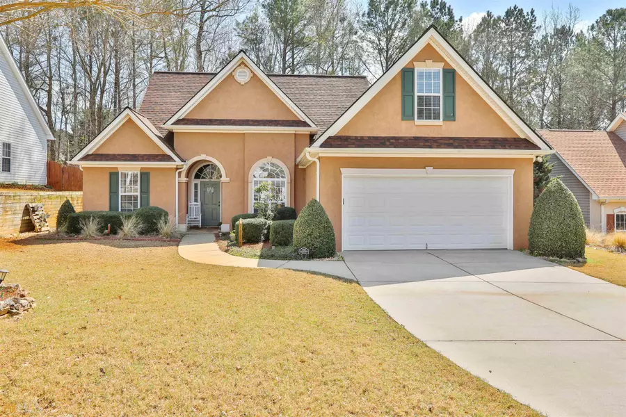 354 Freeman Forest DR, Newnan, GA 30265