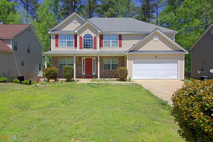 6091 Autumn Green DR, Fairburn, GA 30213