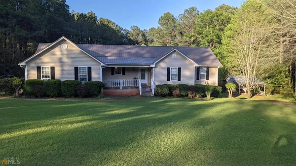 575 Old Cabaniss, Forsyth, GA 31029