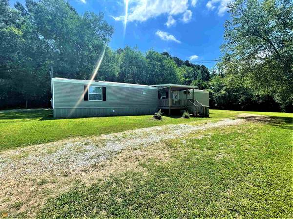 1758 Flatwoods RD, Elberton, GA 30635