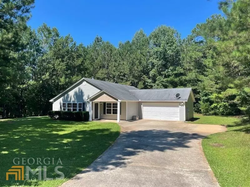 80 Fawn DR, Grantville, GA 30220