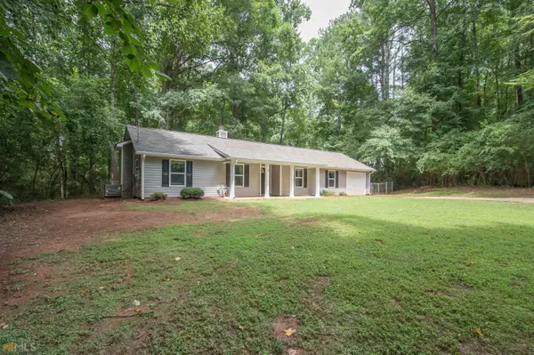 Newnan, GA 30263,5 Cedar CT