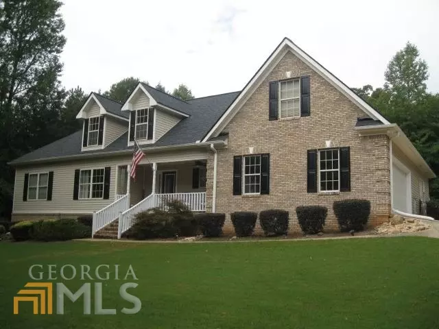 220 Stewart HOLW, Covington, GA 30016