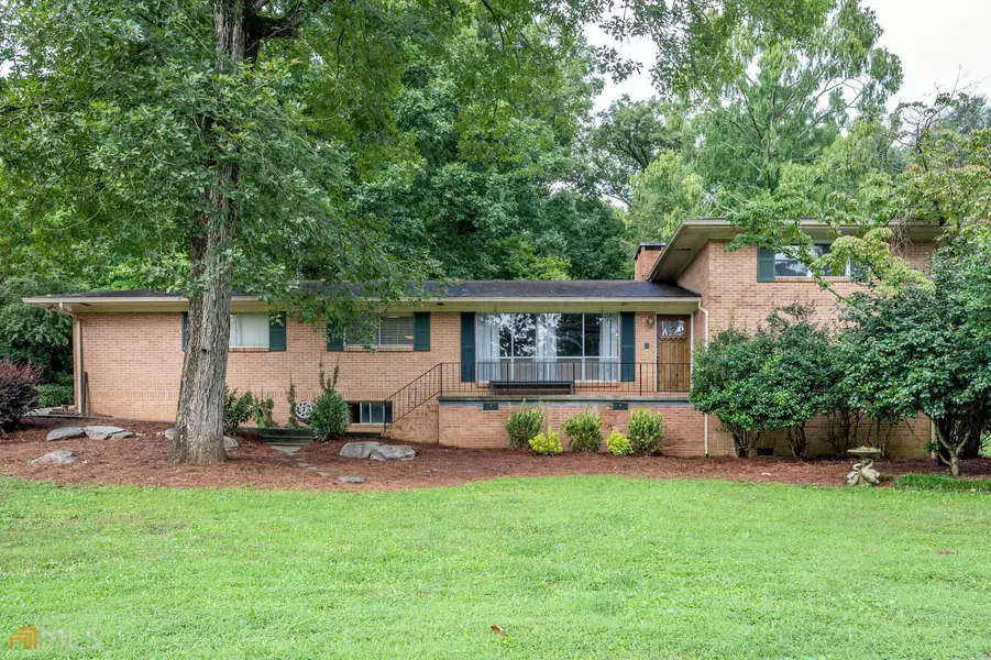 211 Hillcrest DR, Calhoun, GA 30701