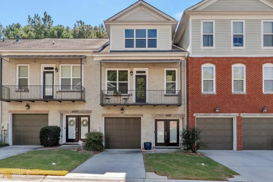 5923 Brookside Oak CIR, Norcross, GA 30093