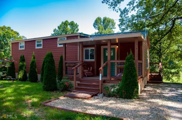 47 Mountain Breeze RDG, Scaly Mountain, NC 28775