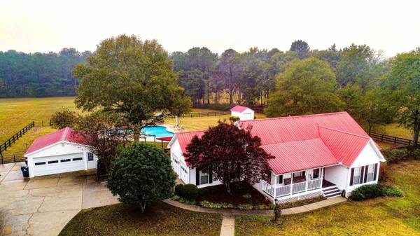 440 Colvin DR, Locust Grove, GA 30248