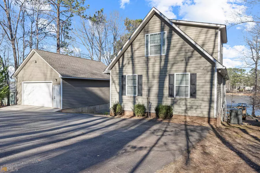 544 River Lake DR, Eatonton, GA 31024