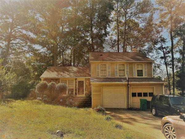 3947 Wood Path DR, Stone Mountain, GA 30083