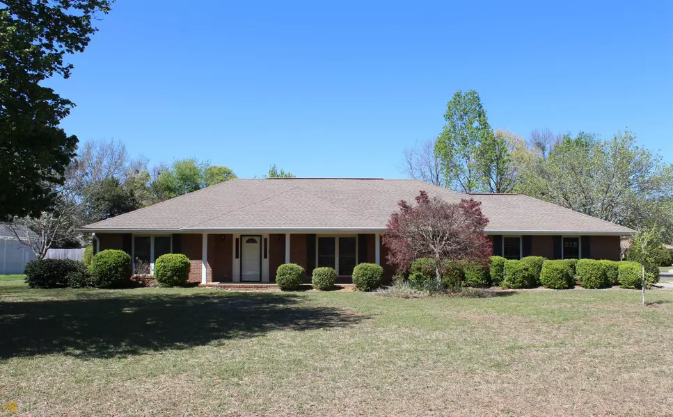 116 Pine Bluff DR, Warner Robins, GA 31088