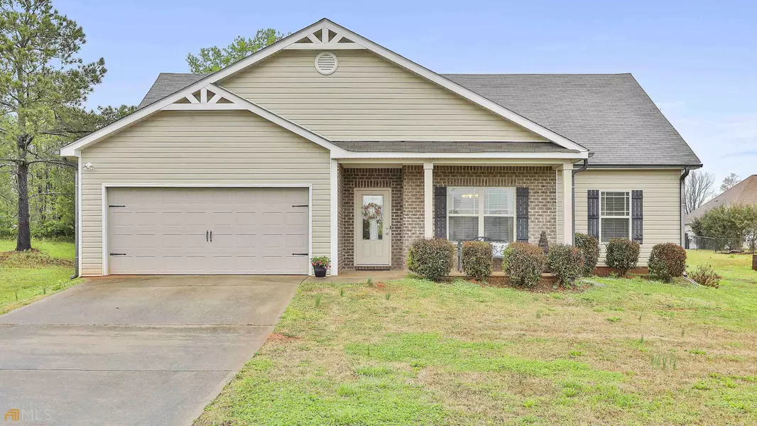 105 Garnet LN, Griffin, GA 30224