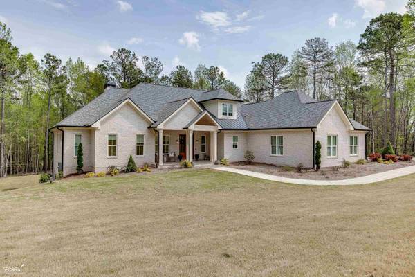 104 Glen VW, Hoschton, GA 30548