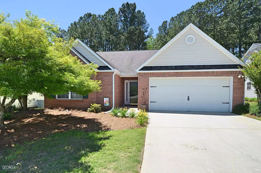 914 Village View CIR, Loganville, GA 30052