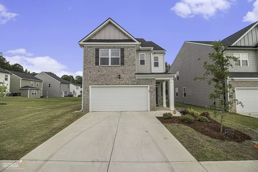 36 Silver Birch PASS, Newnan, GA 30263