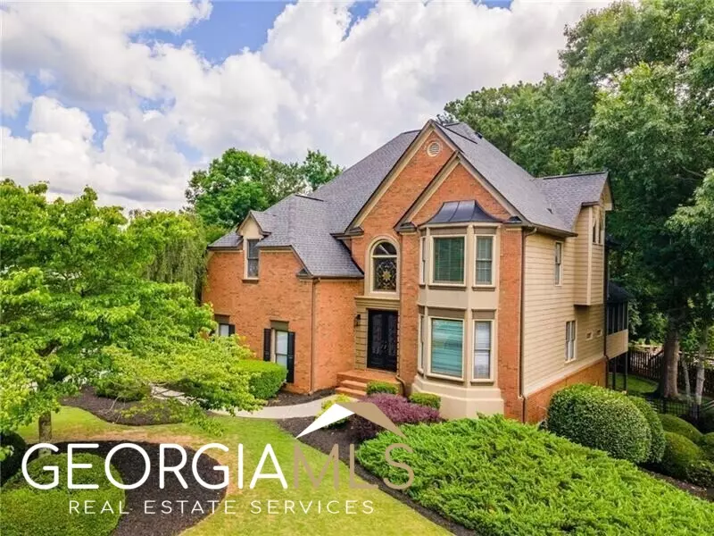 5002 Winding Hills LN, Woodstock, GA 30189