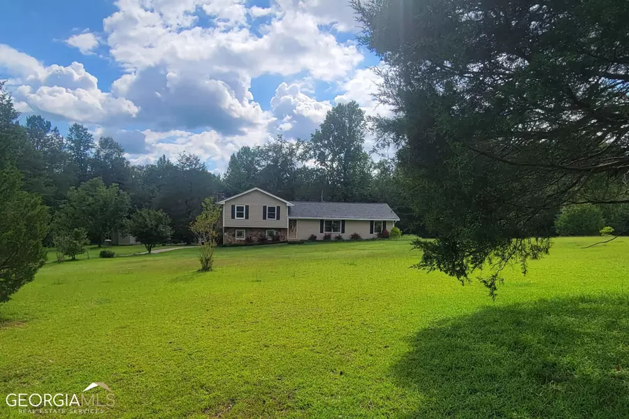 1776 Smokey RD, Lagrange, GA 30241