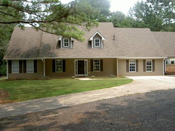 631 Honey Creek RD, Mcdonough, GA 30252