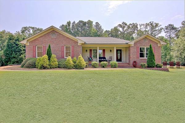 160 Riverbend DR, Mcdonough, GA 30252