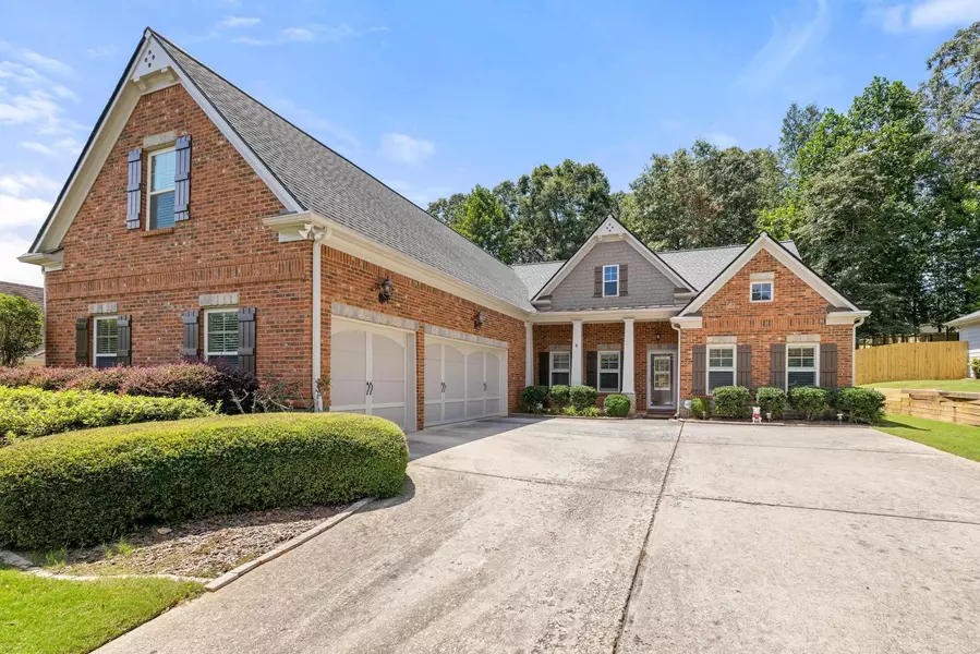 172 Bakers Farm CIR, Braselton, GA 30517