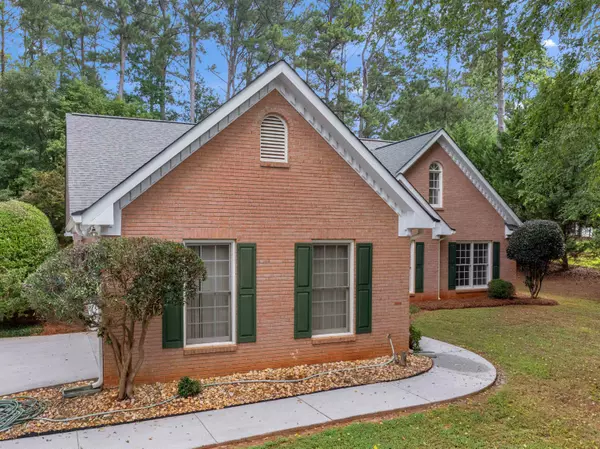 230 Whitesand Bay DR, Stockbridge, GA 30281