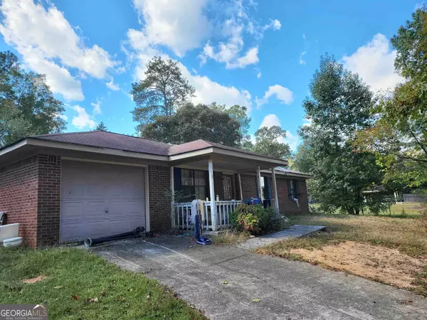 3877 Crest HWY, Thomaston, GA 30286