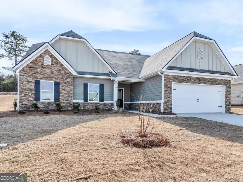 48 Roundabout LN, Adairsville, GA 30103