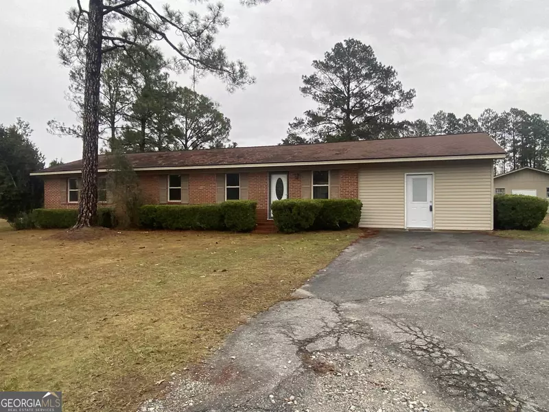 2094 Cochran HWY, Eastman, GA 31023