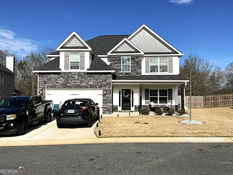 302 Shoshone CIR, Kathleen, GA 31047