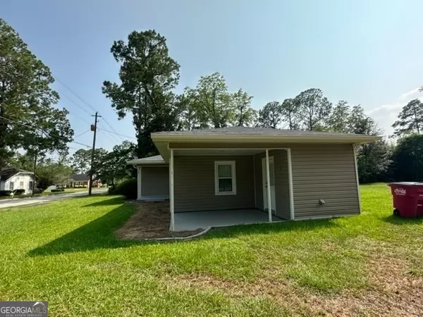 Mcrae-helena, GA 31055,74 S Second