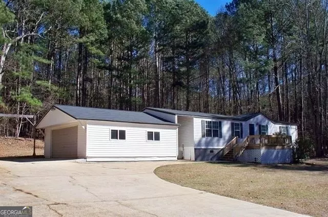 205 River Lake DR, Eatonton, GA 31024