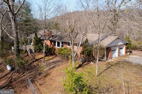 14 Wells Road, Brasstown, NC 28902