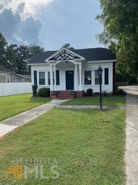 8 Hughes ST, Rome, GA 30165