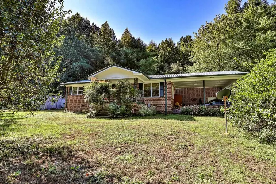 7741 Chatsworth HWY, Ellijay, GA 30540