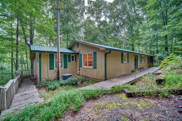 4628 Jones Gap, Hiawassee, GA 30546