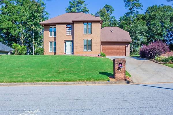 1082 Alford, Lithonia, GA 30058