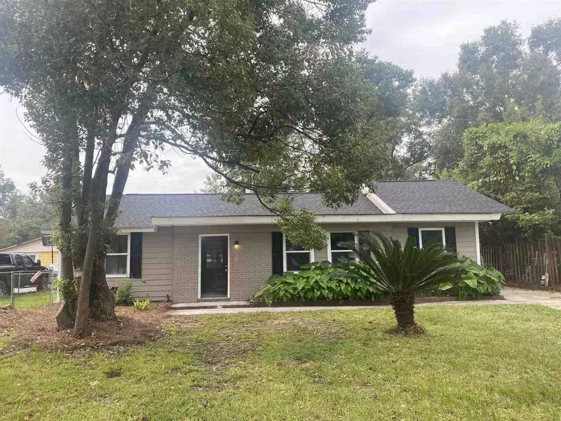 205 Chatham Villa DR, Savannah, GA 31408