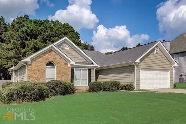 2071 Emerald,  Loganville,  GA 30052