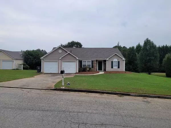 3006 River Garden RD, Covington, GA 30016