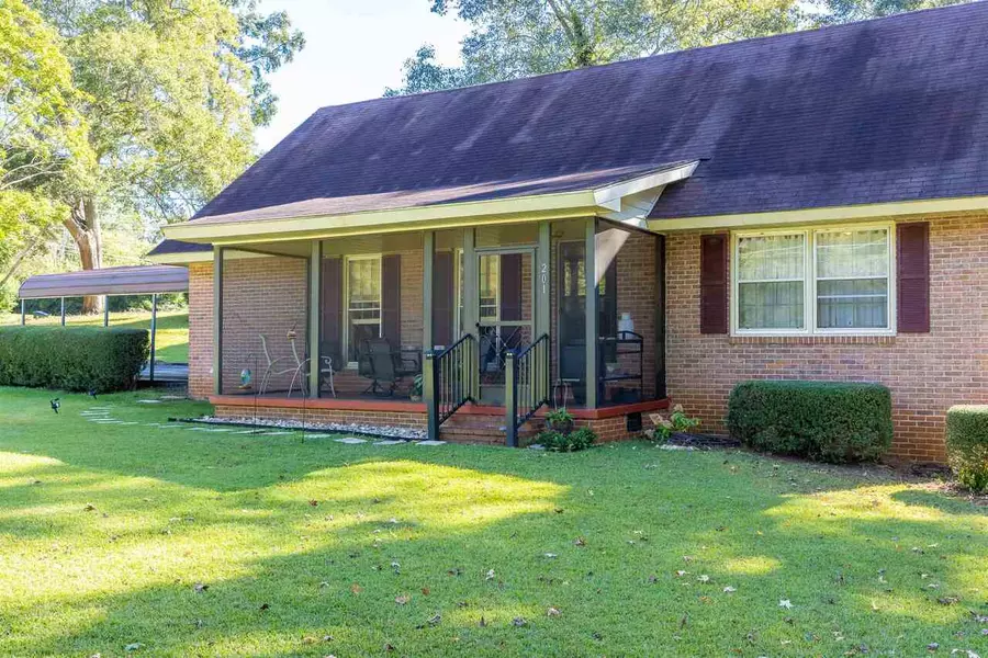 201 Garden TER, Thomaston, GA 30286