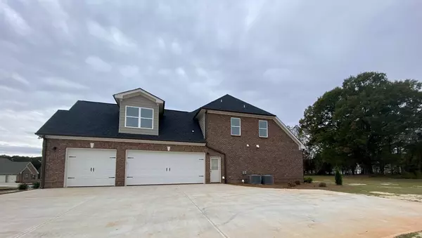 Statham, GA 30666,1506 Coralbell DR