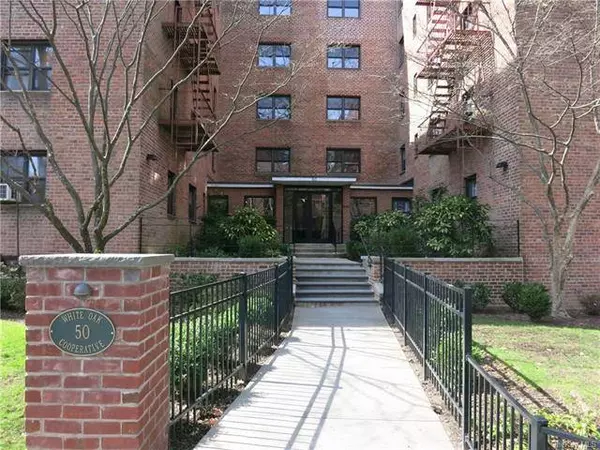 New Rochelle, NY 10801,50 WHITE OAK STREET #1E