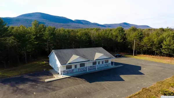 5599 Route 23, Acra, NY 12405