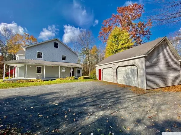 Saugerties, NY 12477,90 Kelly RD