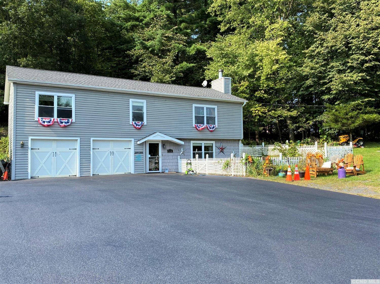 536 Green Lake Road, Catskill, NY 12414
