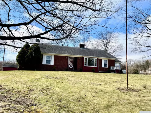 430 County Route 20, Ghent, NY 12075