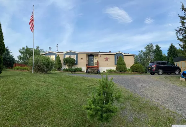 Ghent, NY 12075,21 Heather LN