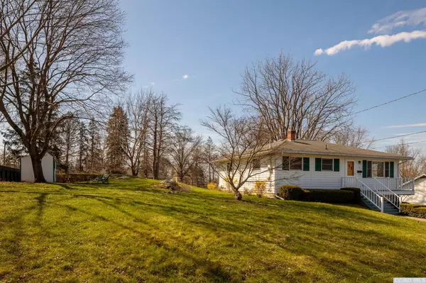 Catskill, NY 12414,18 Grace CT