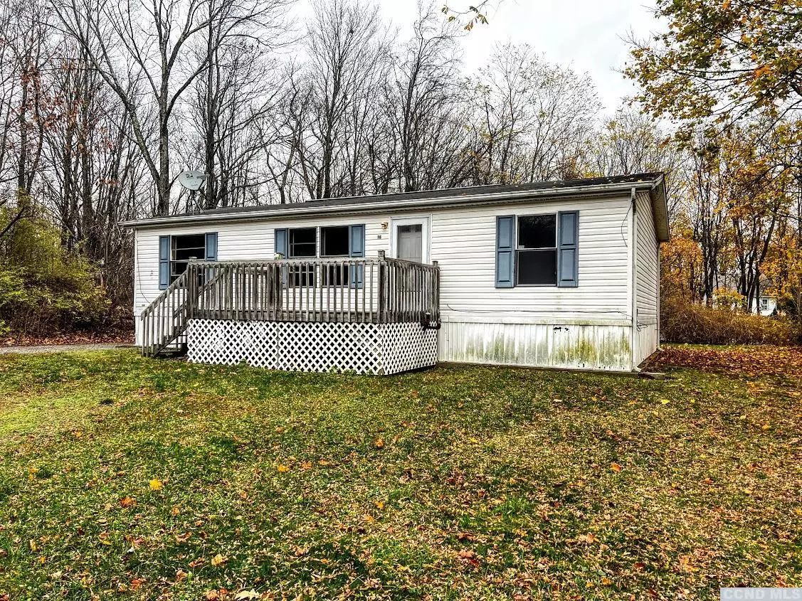 Palenville, NY 12463,18 Glueck LN